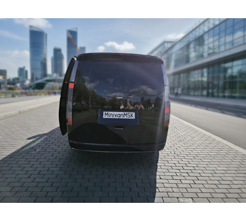 Аренда Hyundai Staria с водителем в Москве