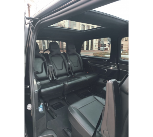 Аренда Mercedes-Benz V-Class с водителем в Москве